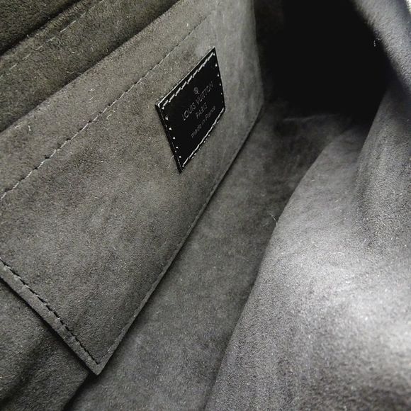 Louis Vuitton Epi Pochette Montaigne Noir Handbag - Picture 7 of 7